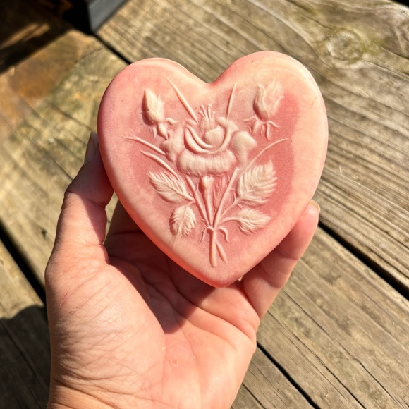 Vintage Stone Carved Heart Trinket Container - Picture 6 of 6